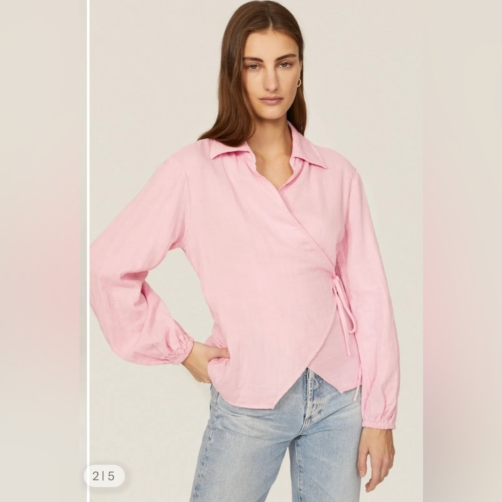 Love,Whit by Whitney Port Pink Gauze Wrap Top , size Large‎